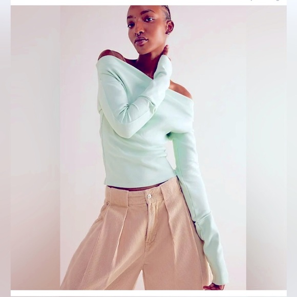 Free People - NWOT - We The Free - Gigi Long Sleeve  Tee - Picture 2 of 3